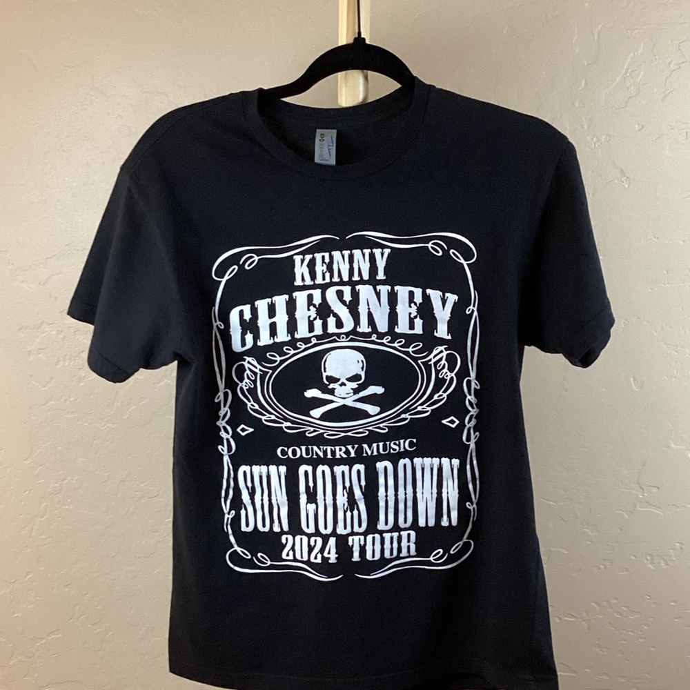 Kenny Chesney Black 'Sun Goes Down' Tour Short Sleeve Tee